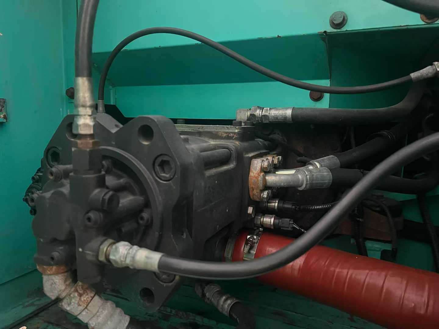 Used Kobelco SK200-10 Excavator 2016 Model / 4