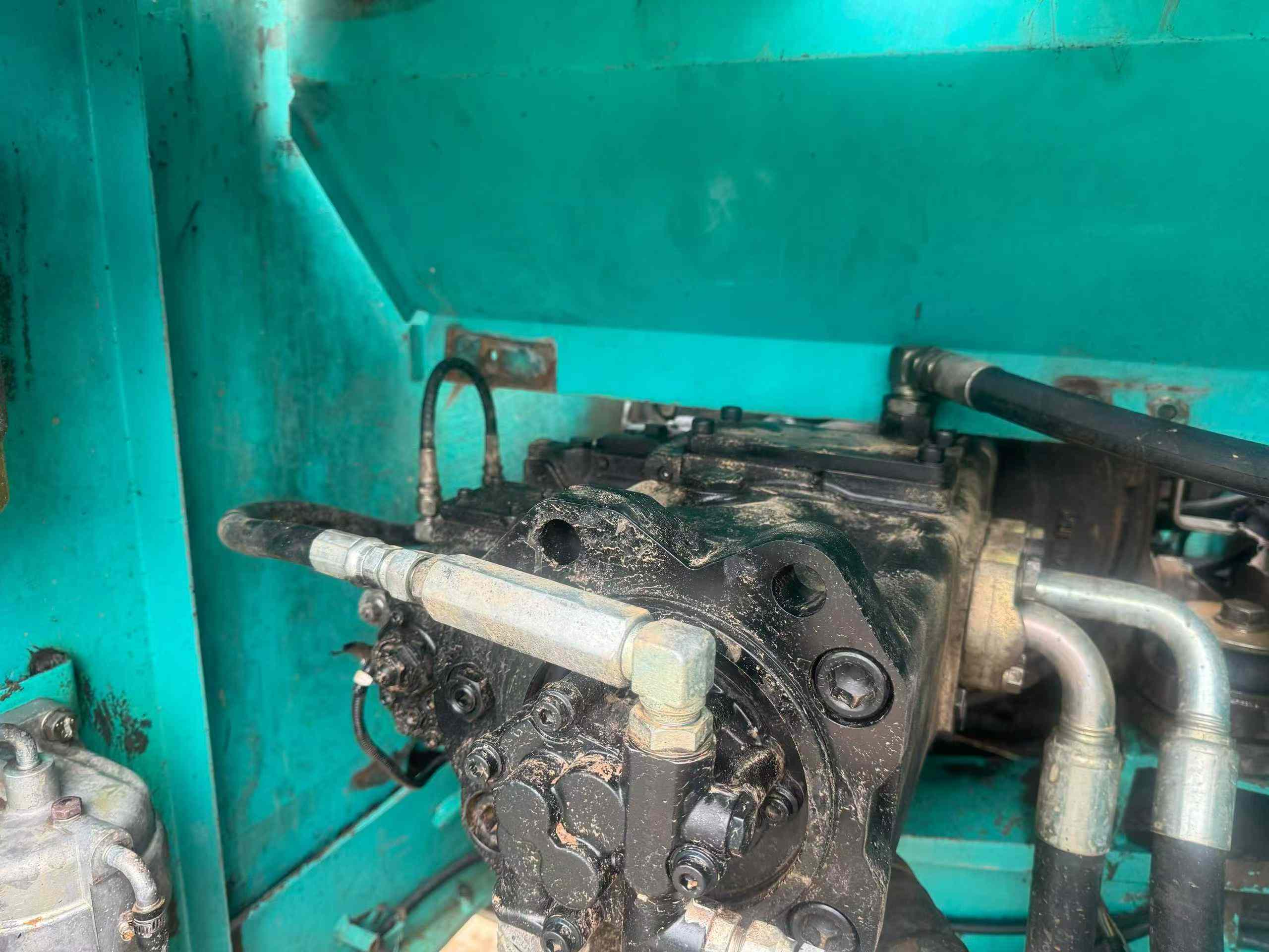 Used Kobelco SK250 Excavator 2011 Model / 7