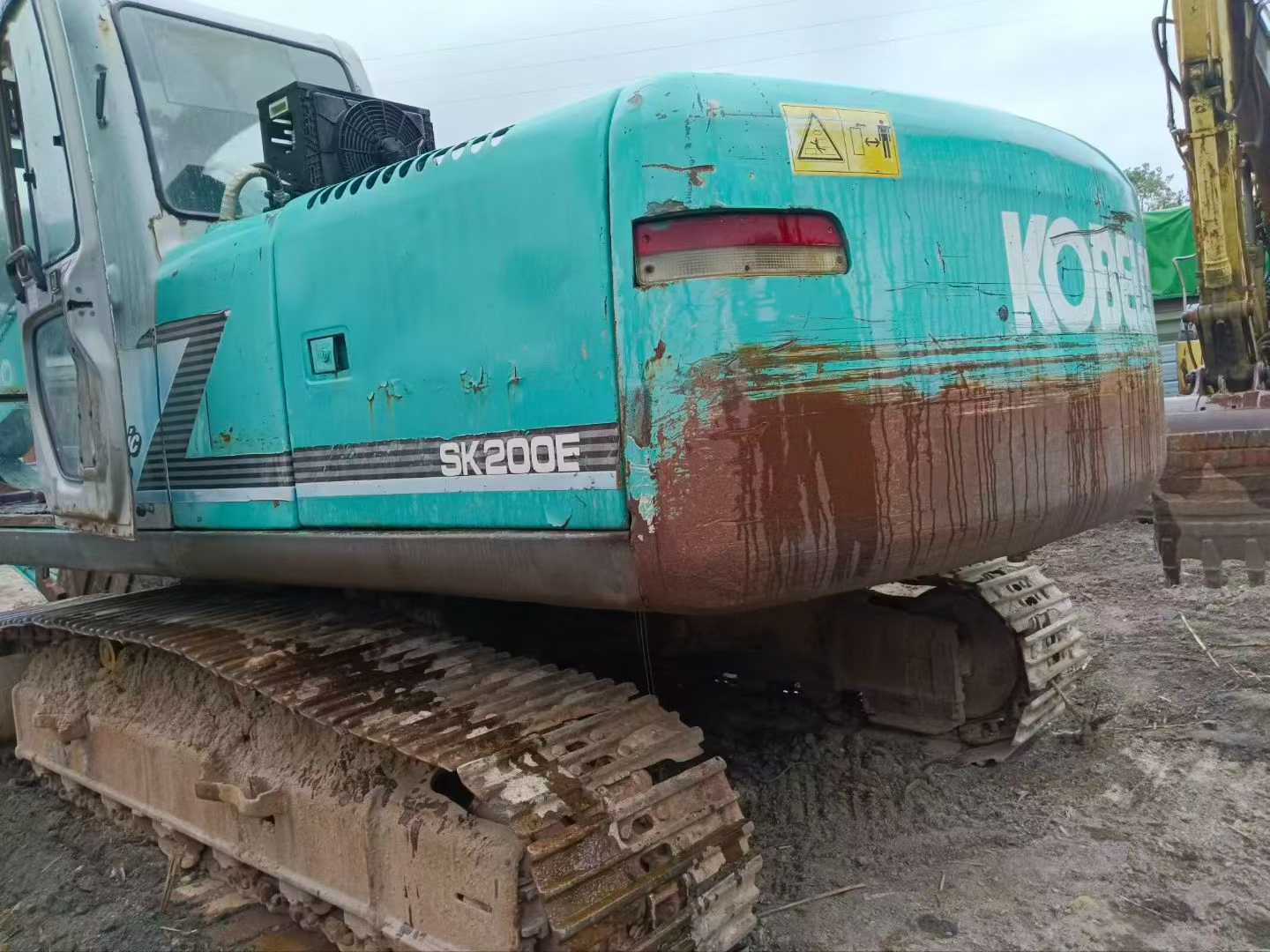 Used Kobelco SK200 Excavator 2016 Model / 3