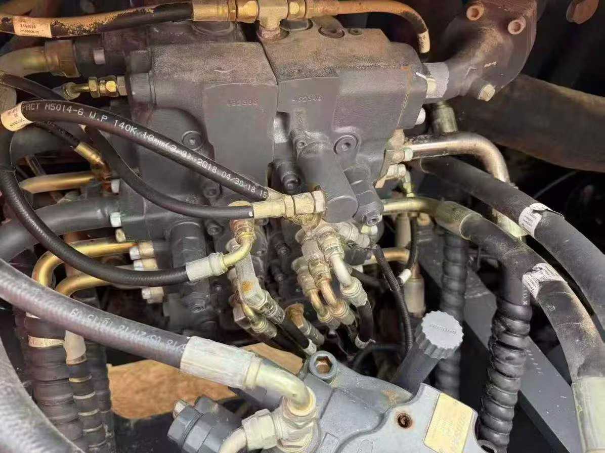 Used Doosan DX15 Excavator 2018 Model / 7