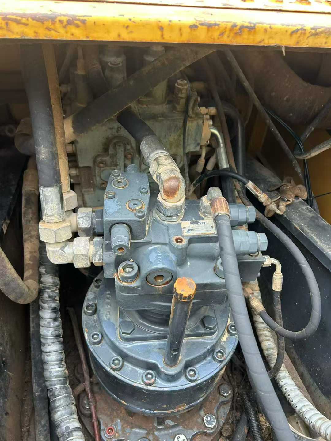 Used XCMG XE215 Excavator 2015 Model / 6