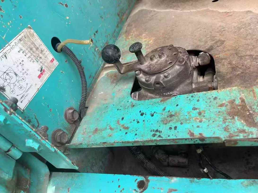 Used Kobelco SK200 Excavator 2016 Model / 4