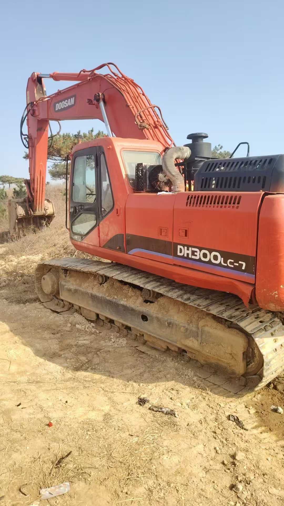 Used Doosan DL300 Excavator 2016 Model