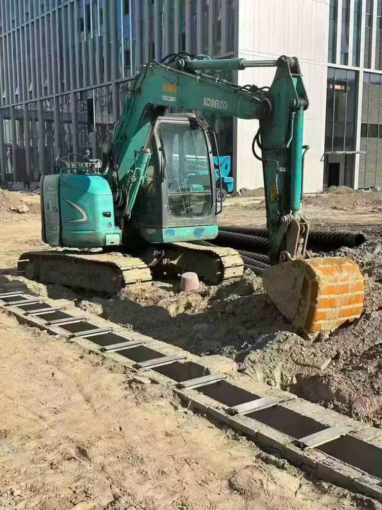 Used Kobelco SK70 Excavator 2016 Model / 3