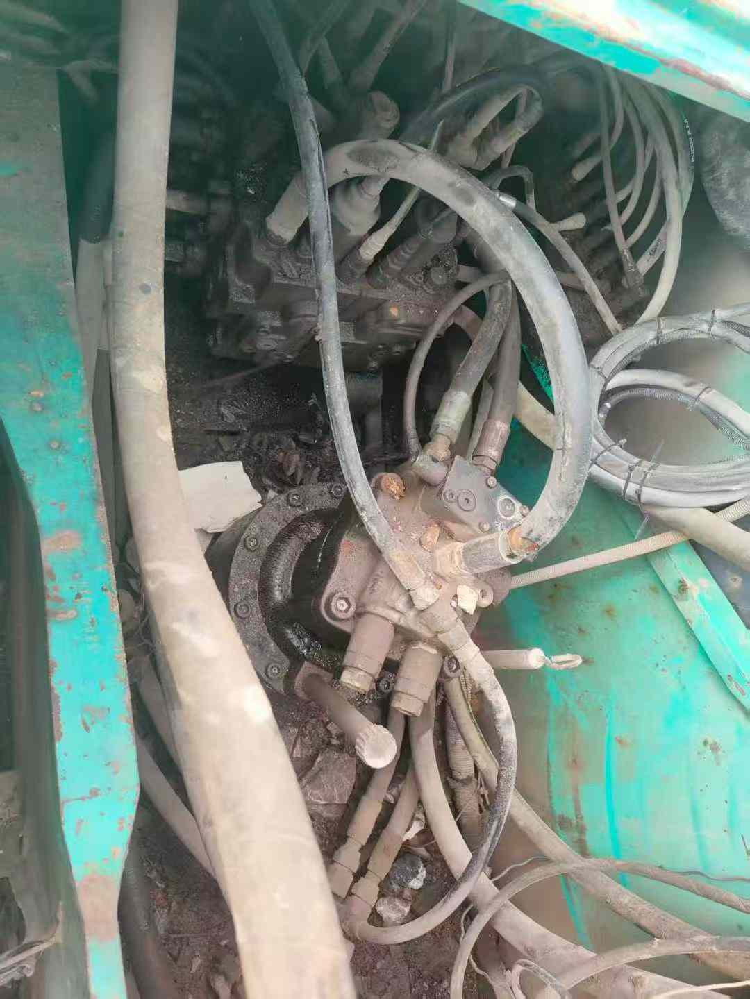 Used Kobelco SK200-8 Excavator 2016 Model / 5