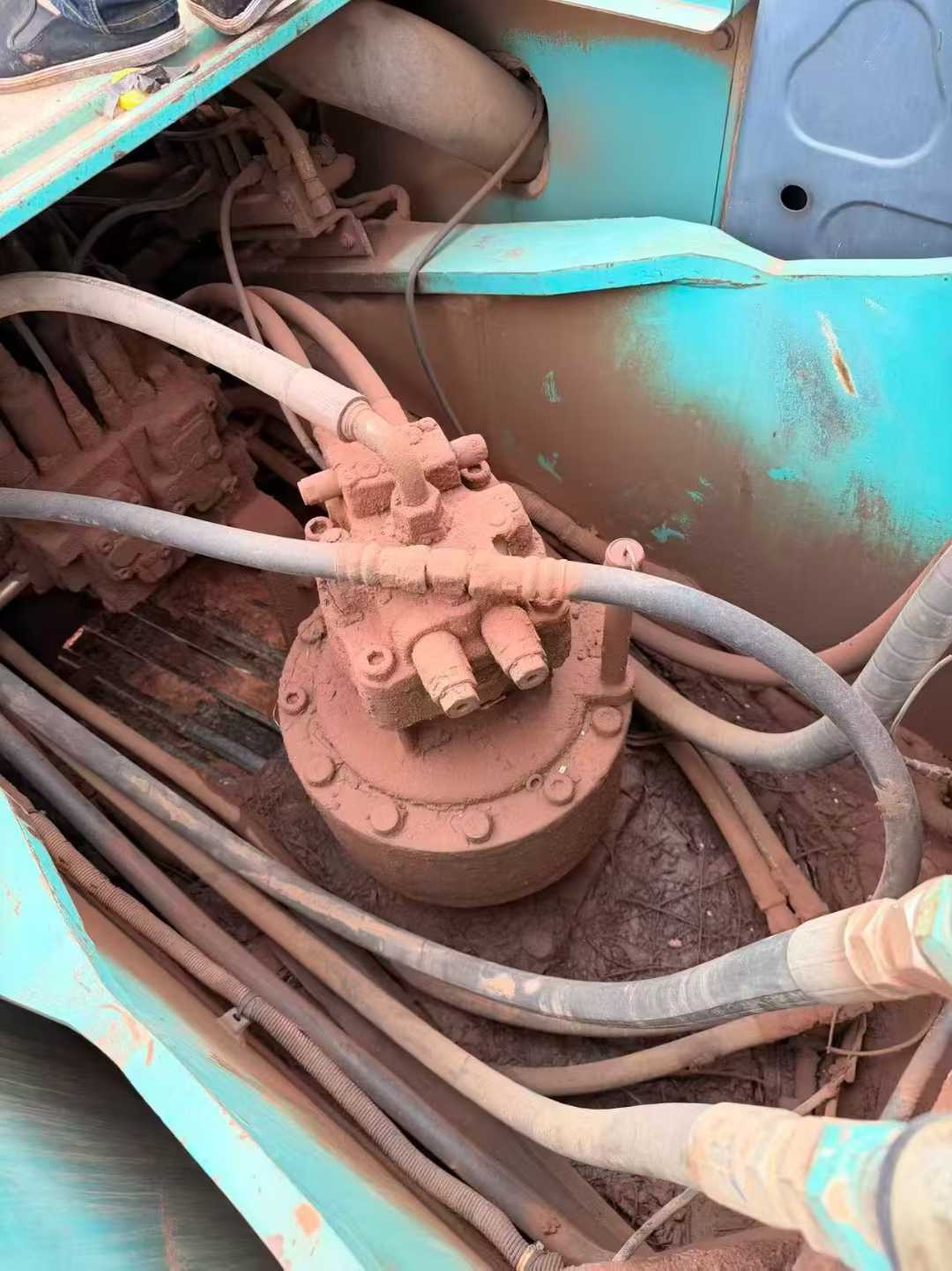 Used Kobelco SK350LC SuperX Excavator 2011 Model / 5