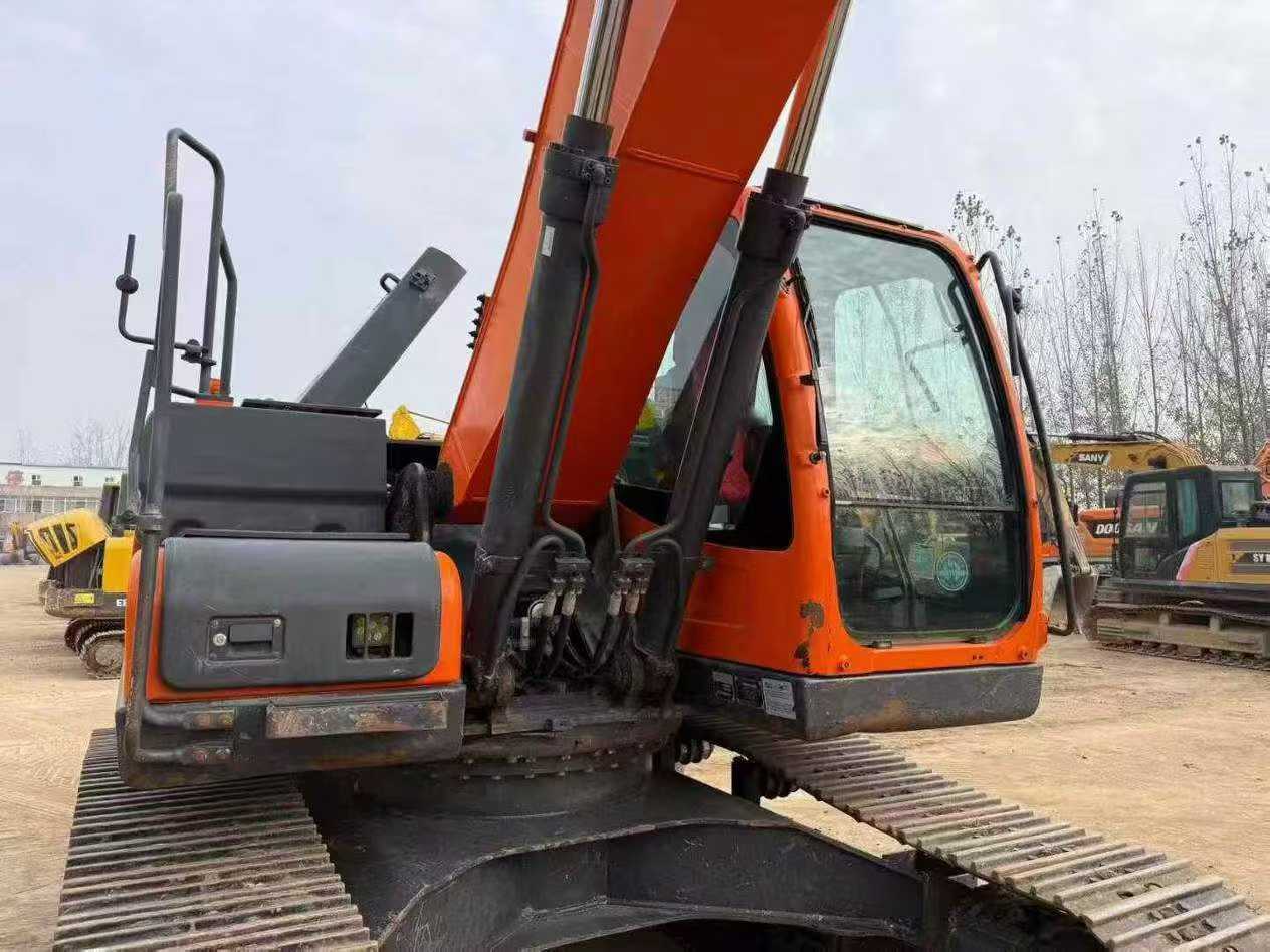 Used Doosan DX15 Excavator 2018 Model / 2
