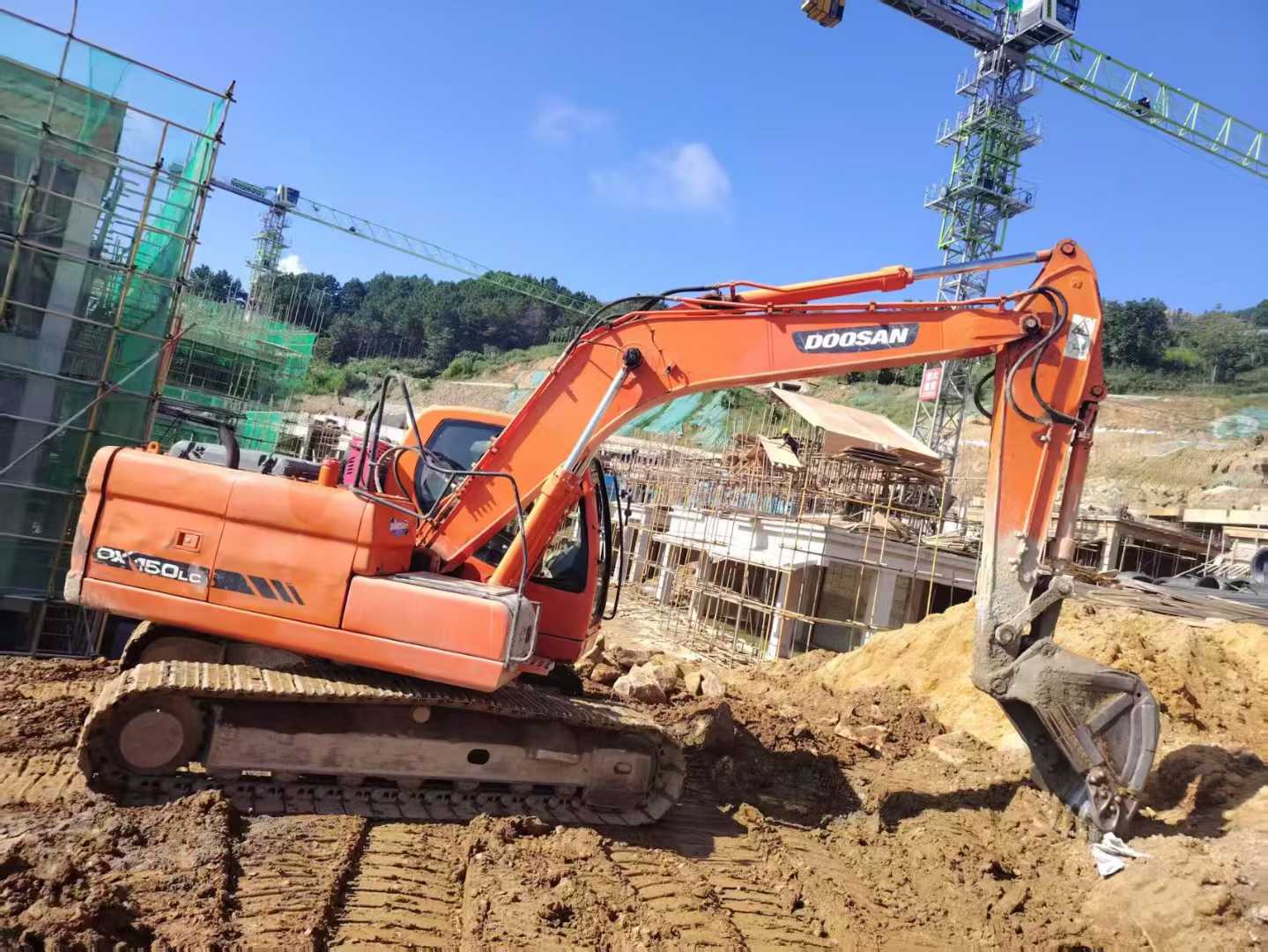 Used Doosan DX15 Excavator 2016 Model / 7