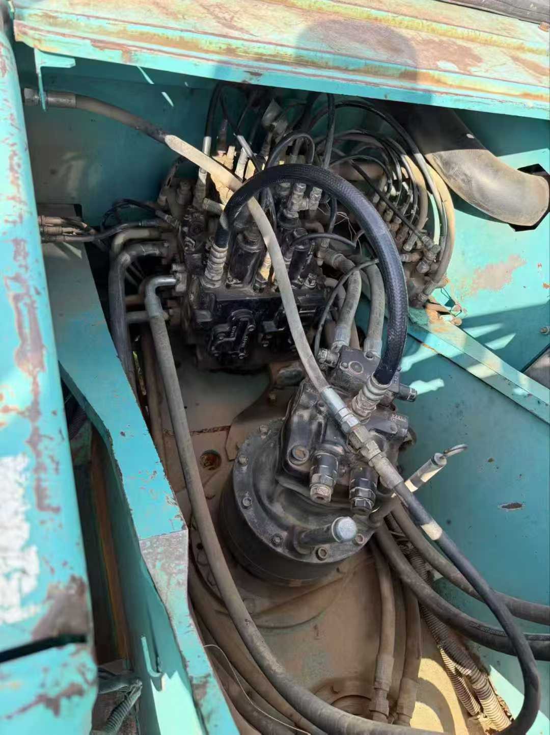 Used Kobelco SK2008 Excavator 2011 Model / 9