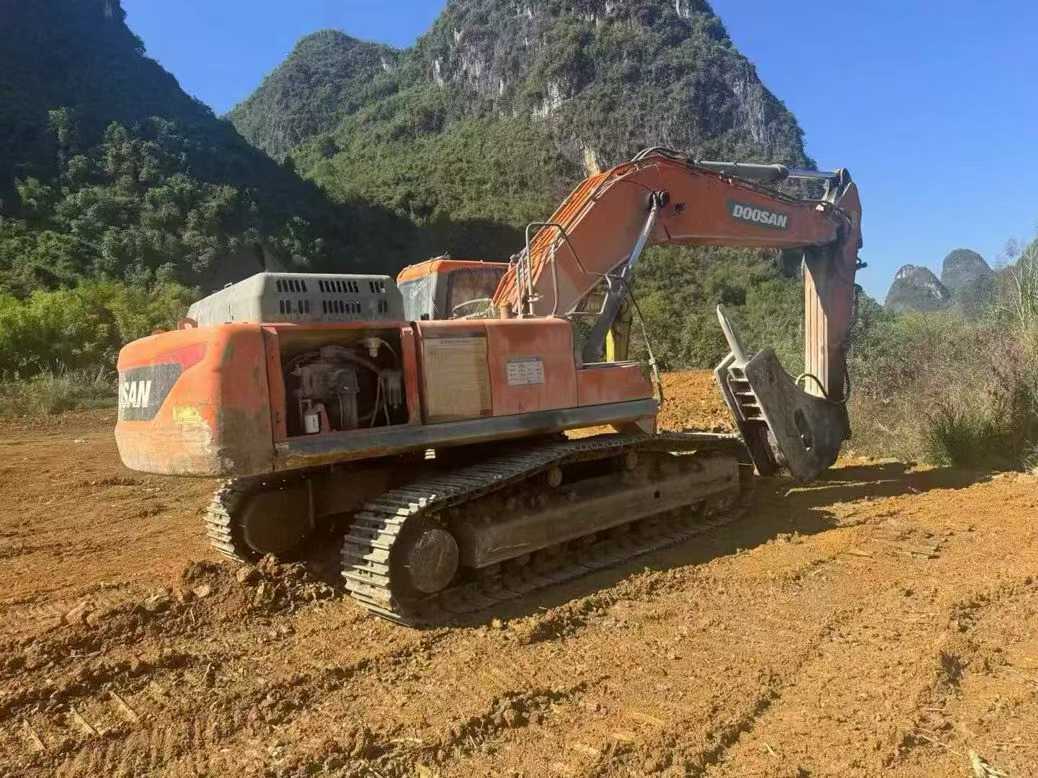 Used Doosan DX80 Excavator 2017 Model