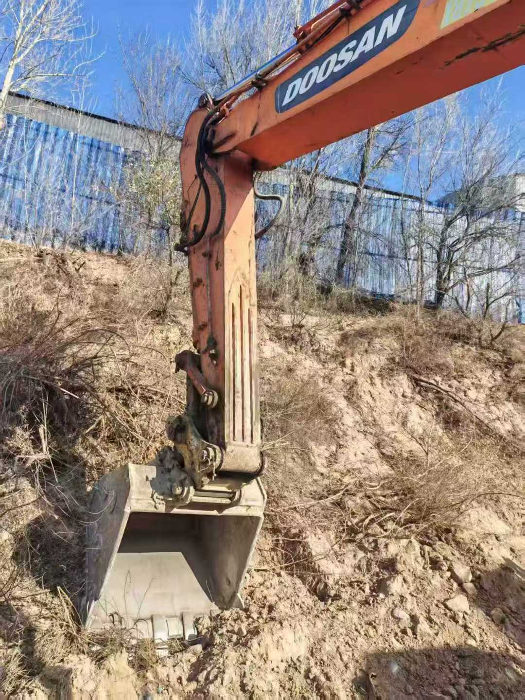 Used Doosan DL300 Excavator 2011 Model / 6