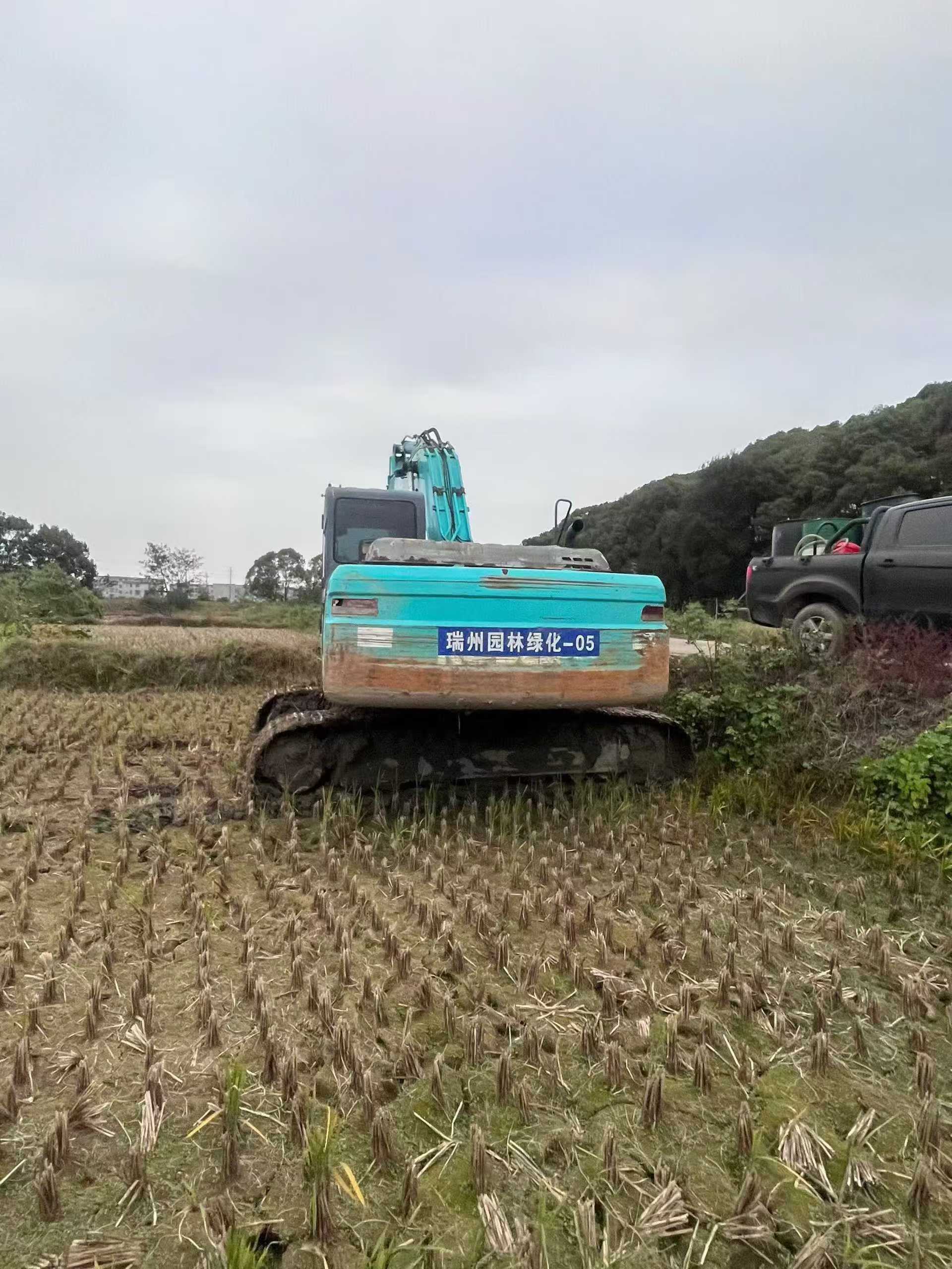 Used Kobelco SK2008 Excavator 2011 Model / 4