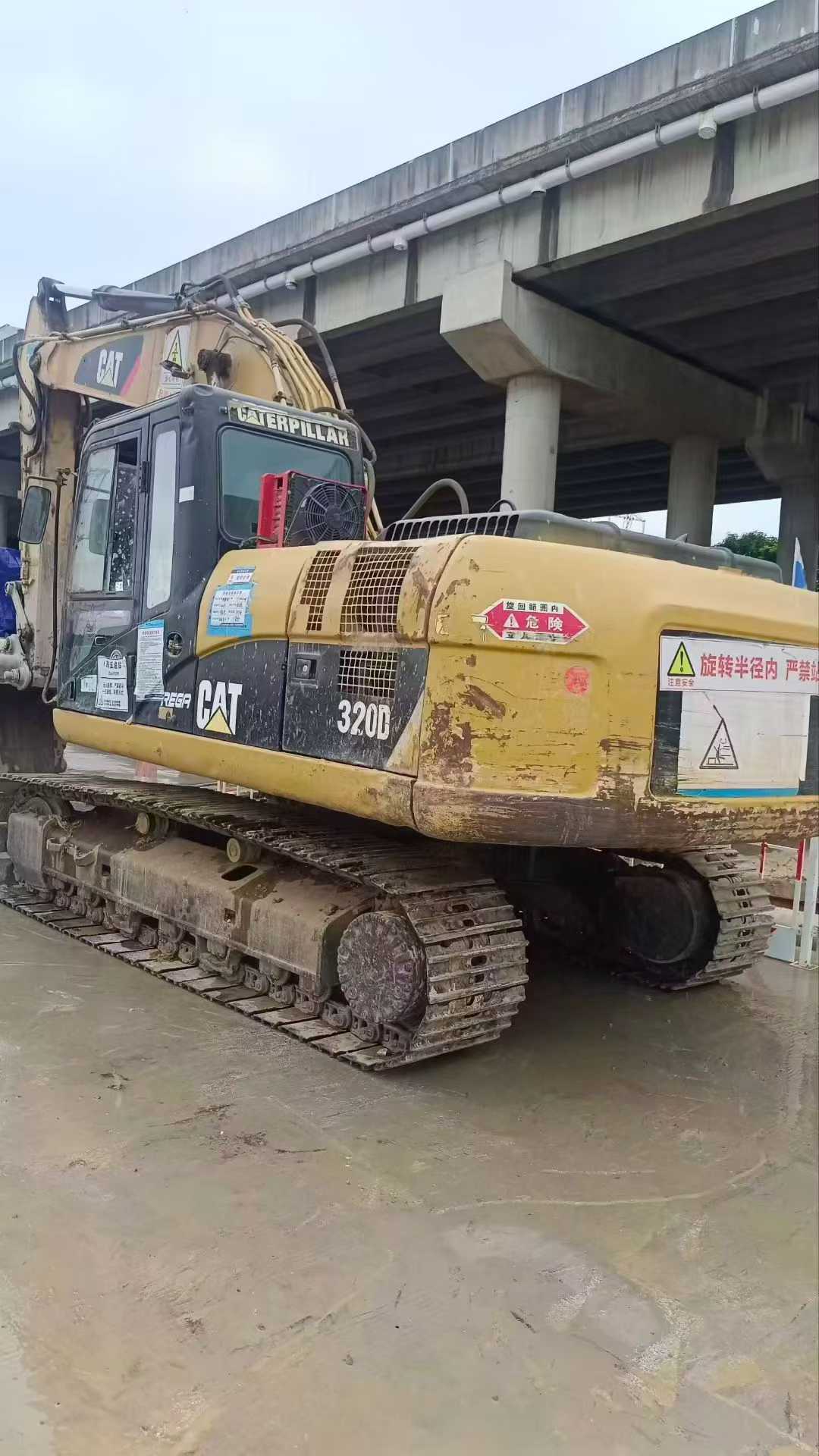 Used Caterpillar CT20 Excavator 2016 Model