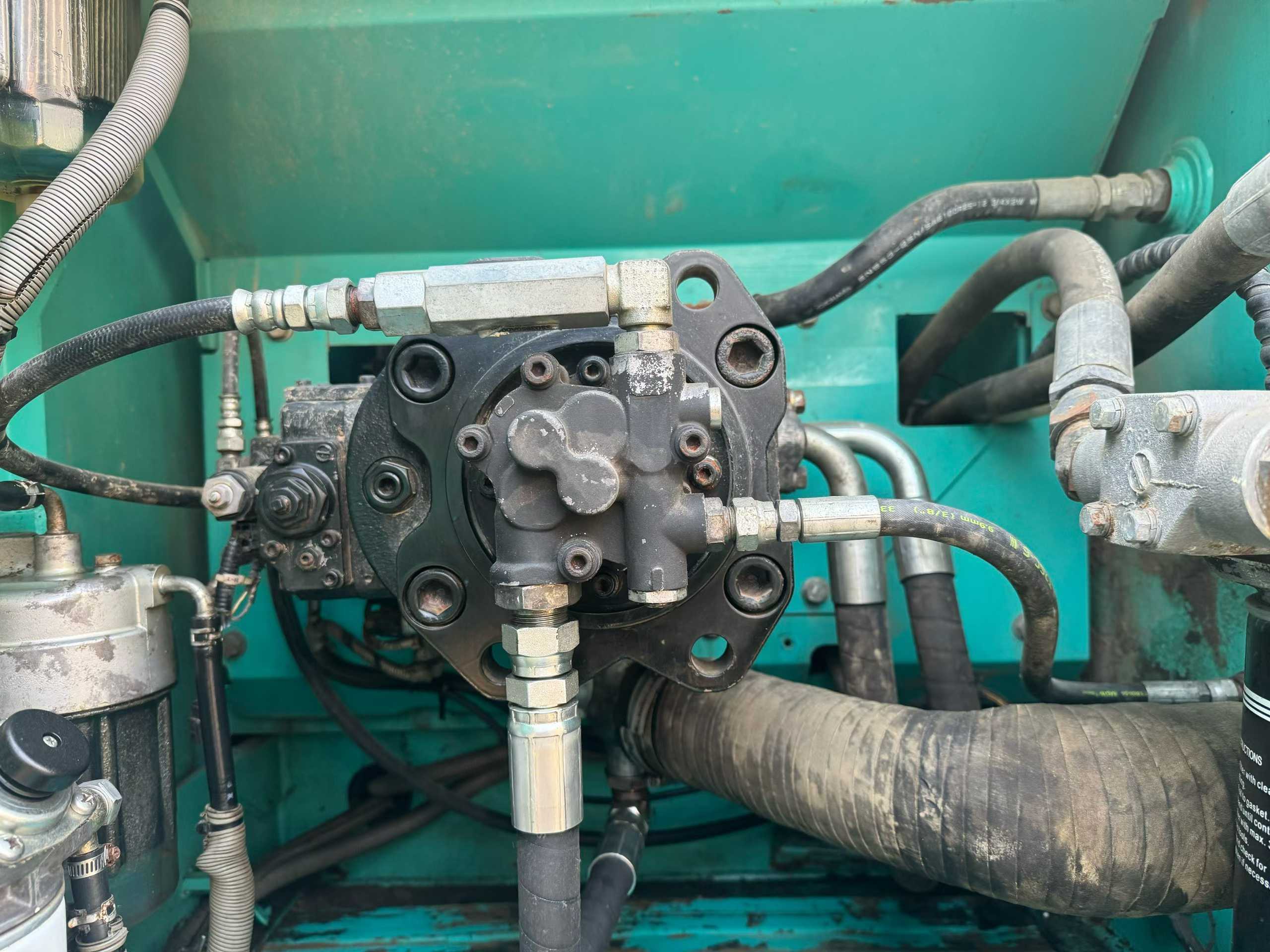 Used Kobelco SK200 Excavator 2016 Model / 5