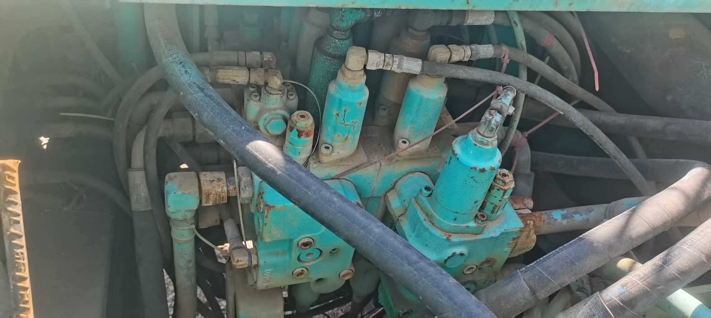 Used Kobelco SK200-6 Excavator 2016 Model / 5