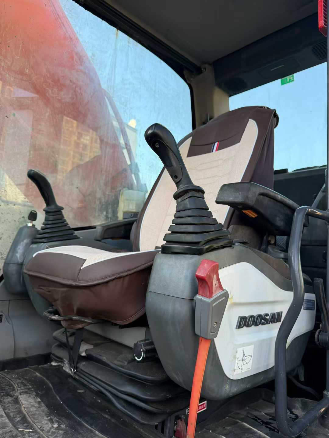 Used Doosan DX80 Excavator 2021 Model / 9