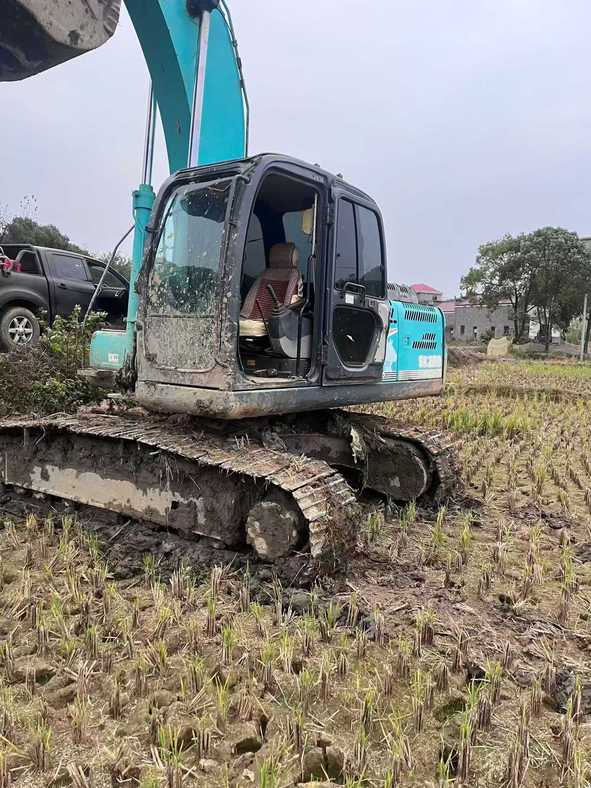 Used Kobelco SK2008 Excavator 2011 Model / 2