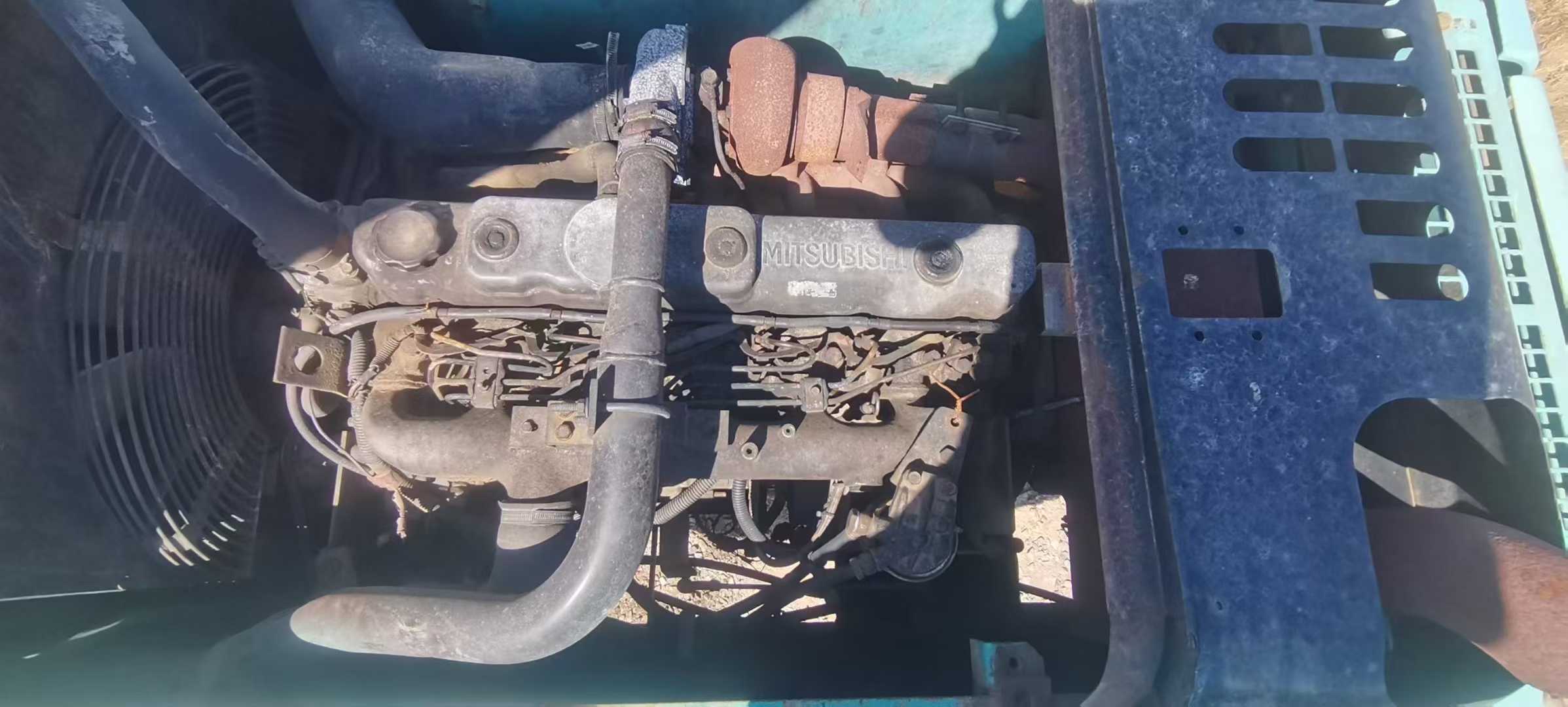 Used Kobelco SK200-6 Excavator 2016 Model / 4