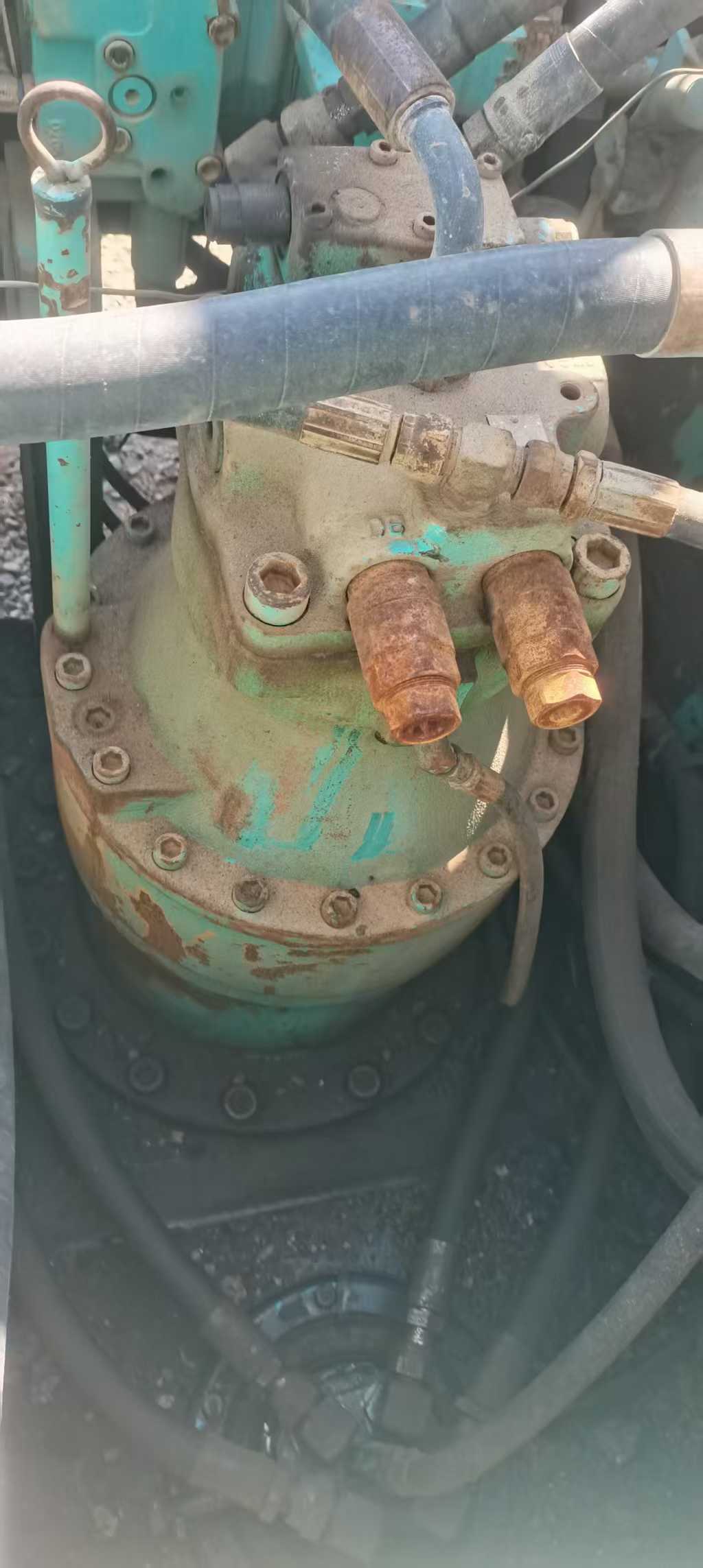 Used Kobelco SK200-6 Excavator 2016 Model / 2