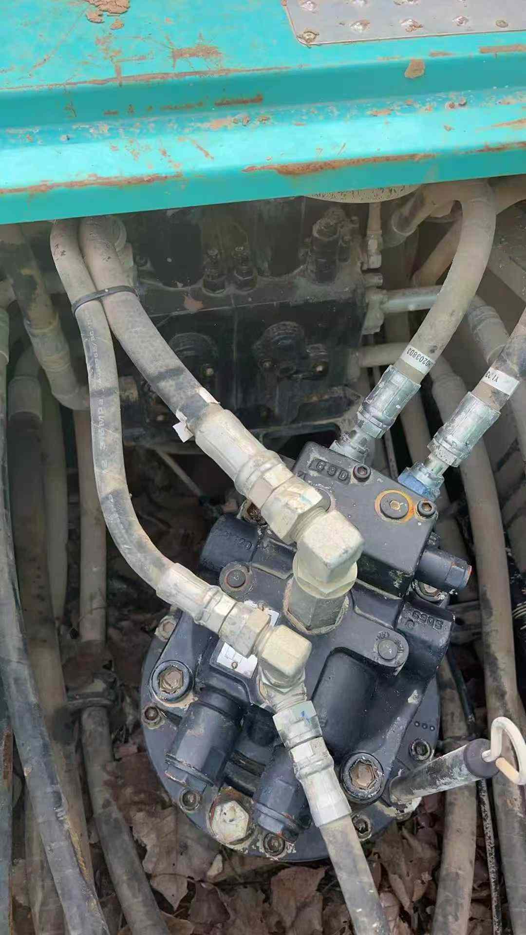 Used Kobelco SK200 Excavator 2016 Model / 4