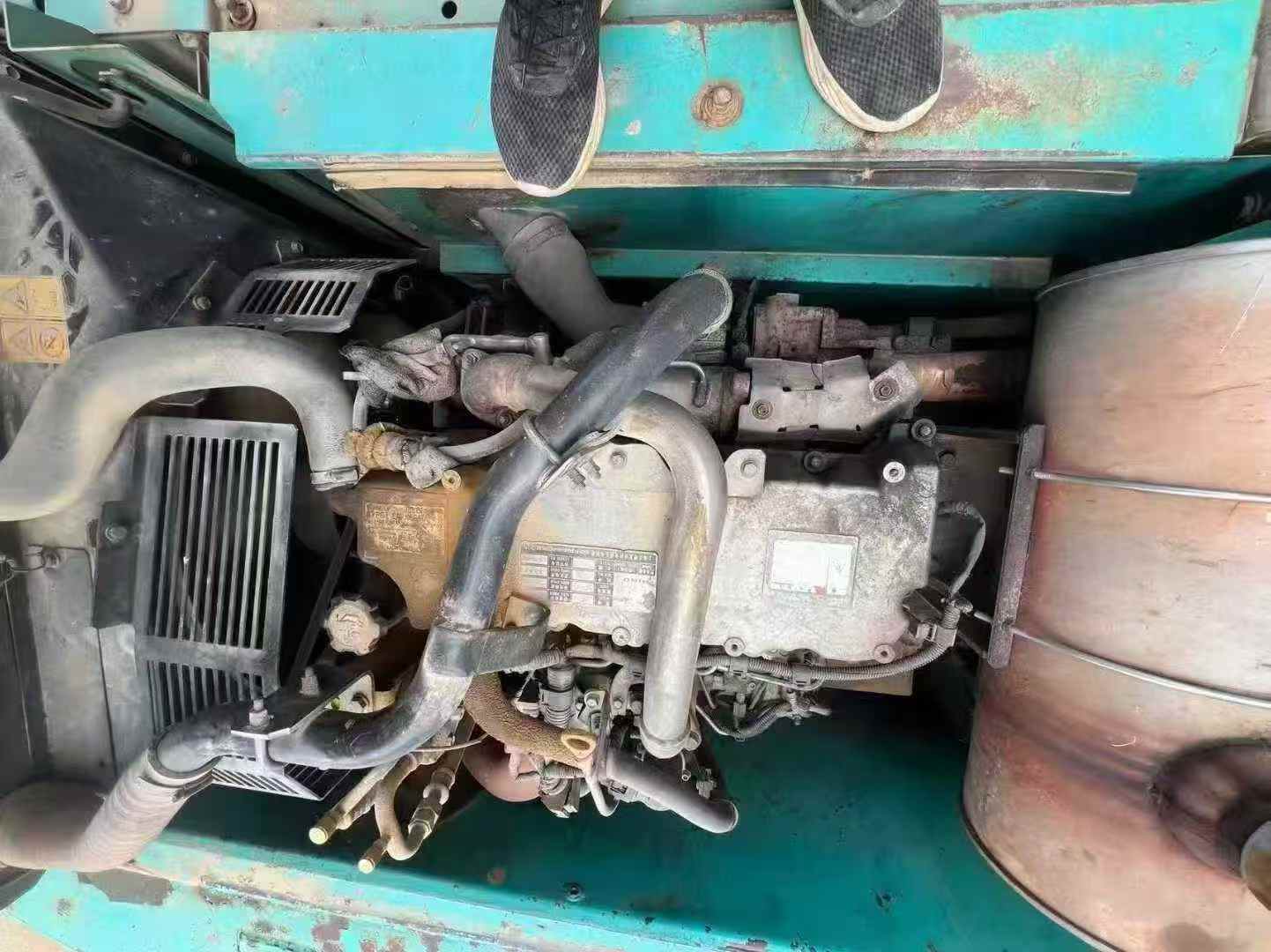 Used Kobelco SK210 Excavator 2011 Model / 3