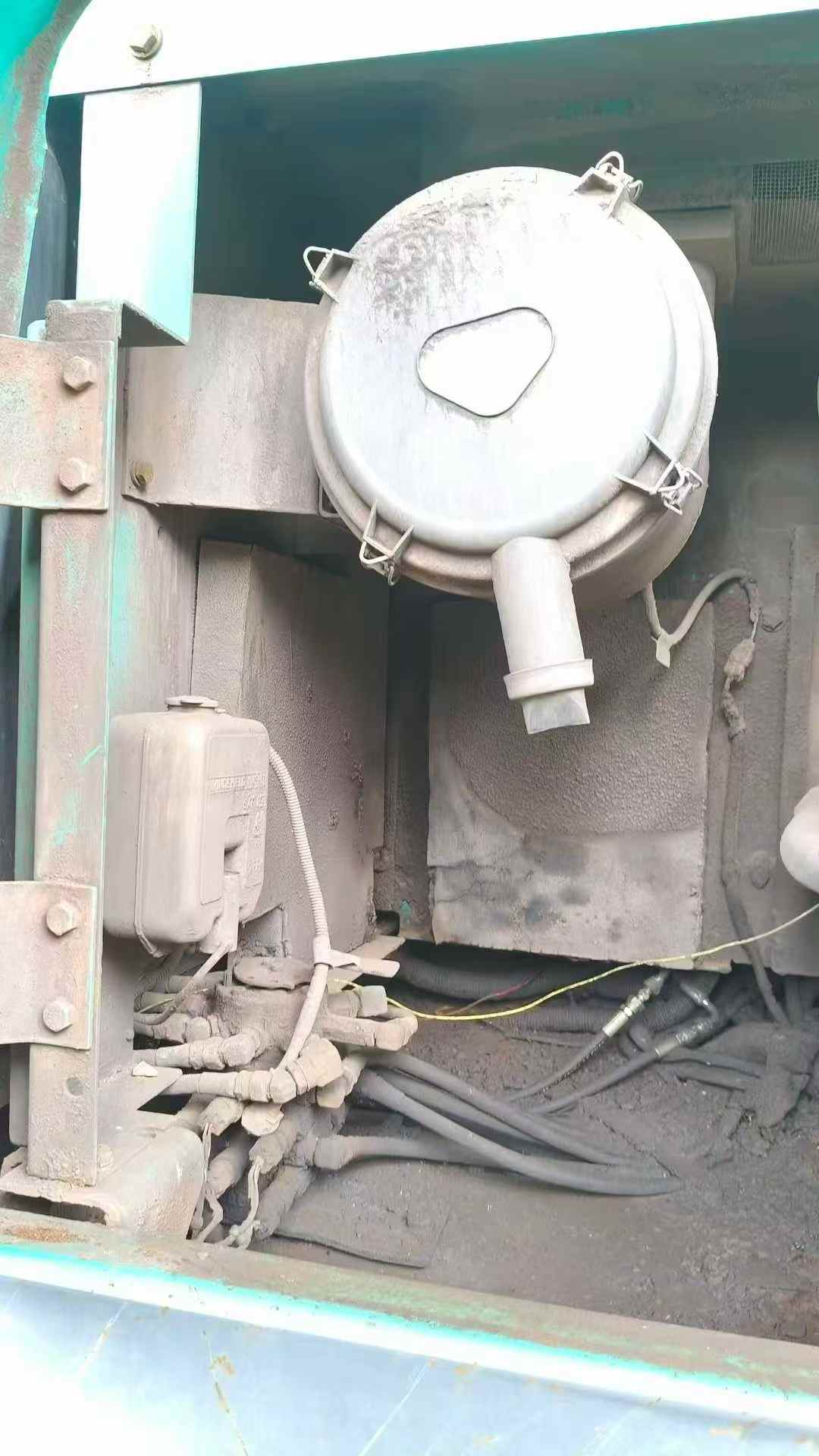 Used Kobelco SK200 Excavator 2016 Model / 9