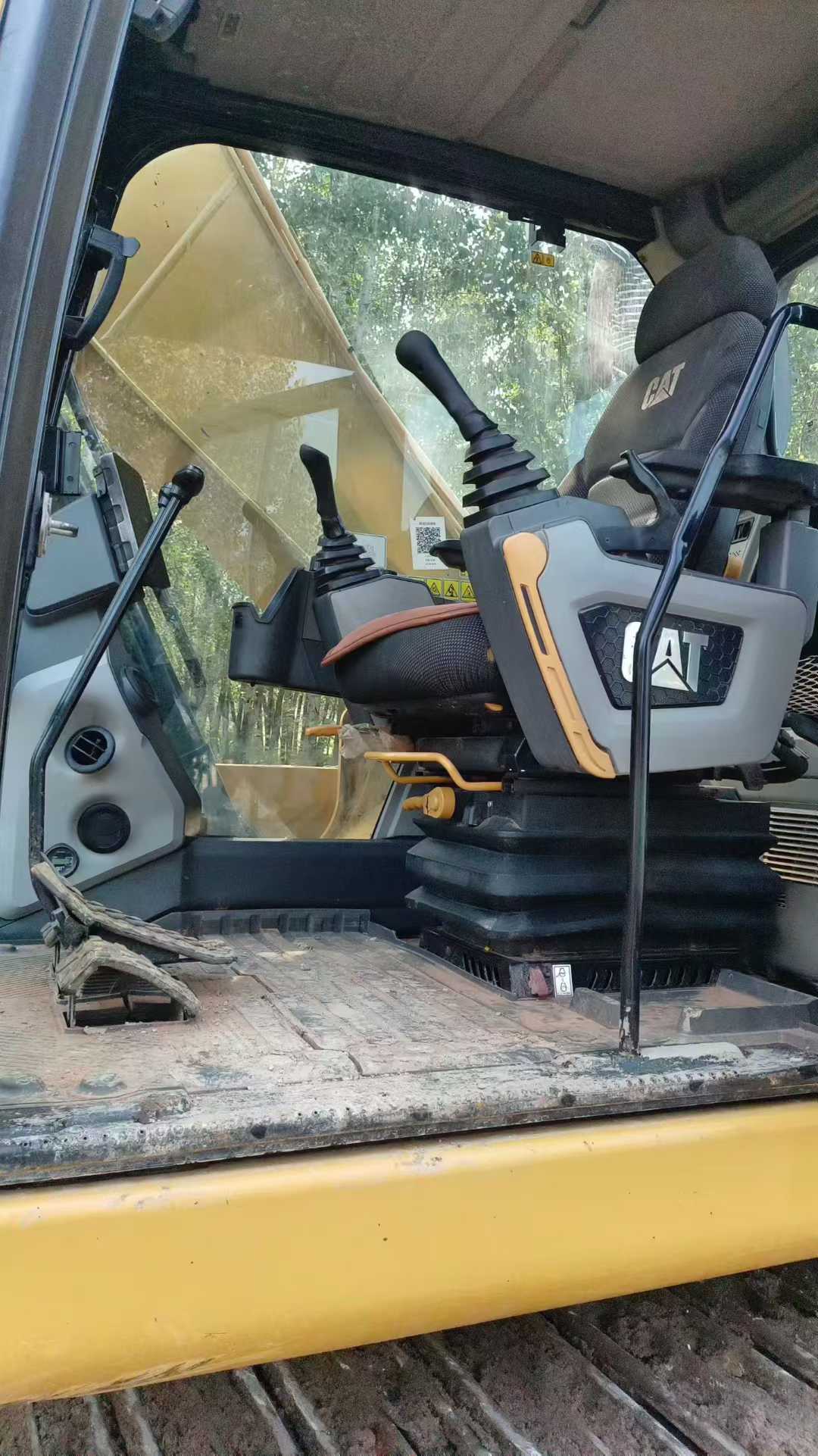 Used Caterpillar 320GC Excavator 2018 Model / 9