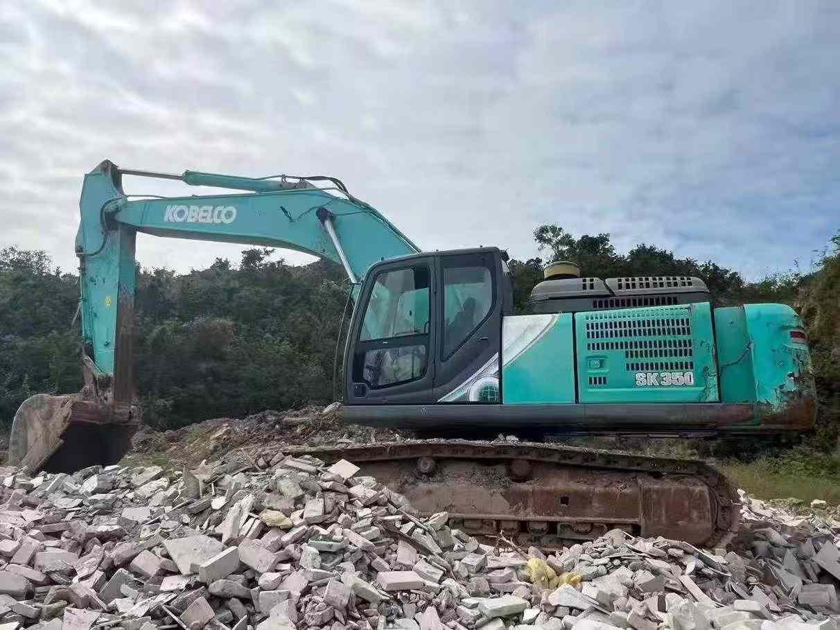 Used Kobelco SK350LC SuperX Excavator 2017 Model