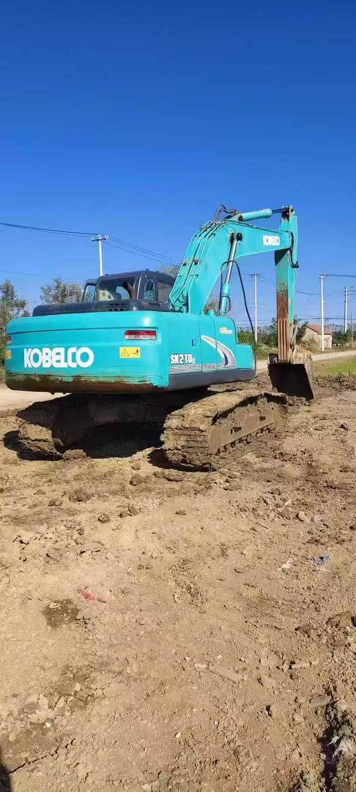 Used Kobelco SK210 Excavator 2013 Model / 4