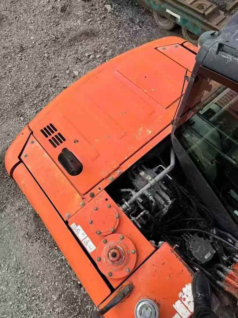 Used Hitachi ZX60-5G Excavator 2016 Model / 7