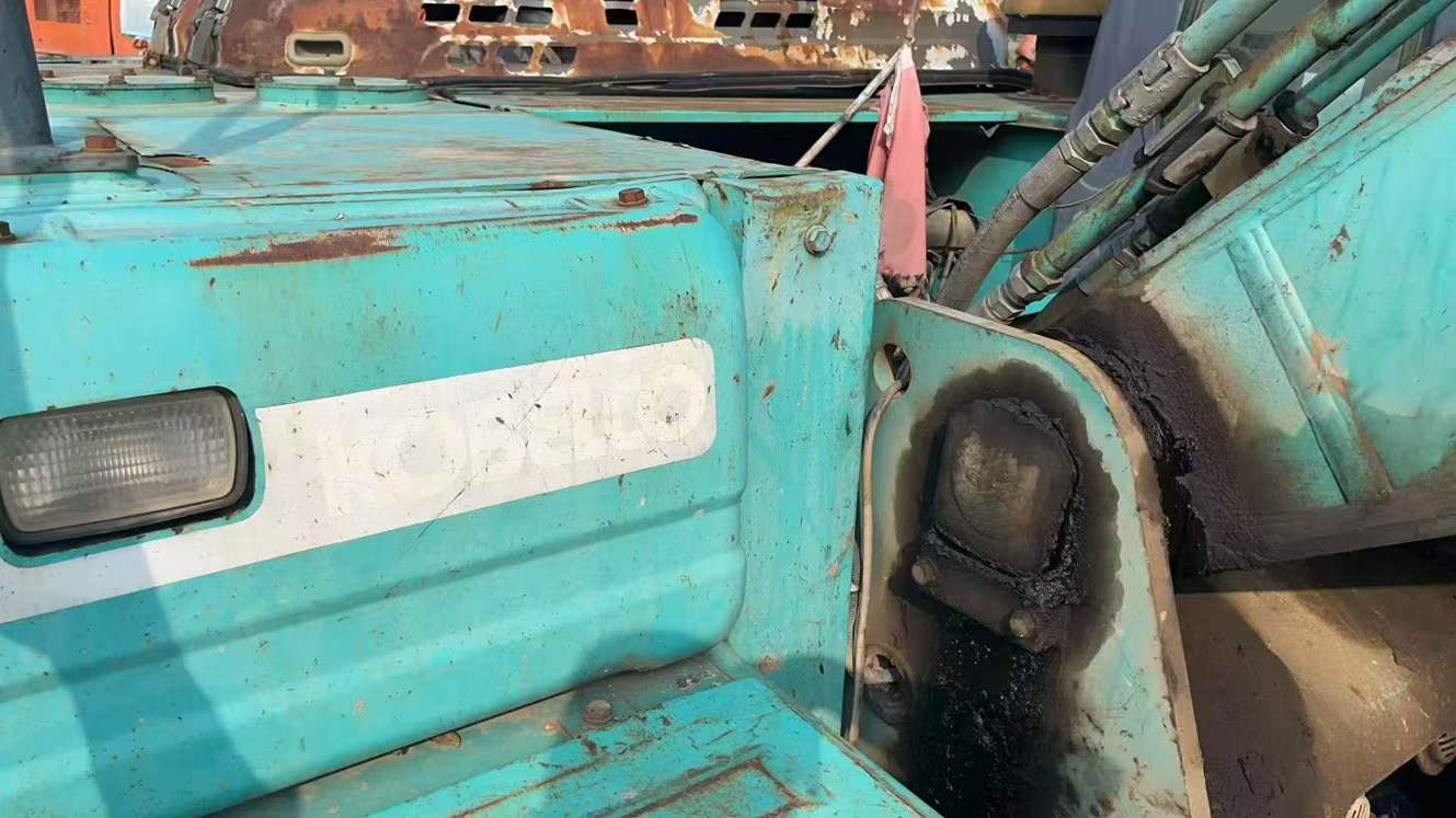 Used Kobelco SK60 Excavator 2011 Model / 3