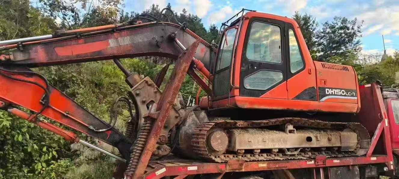 Used Doosan DX15 Excavator 2016 Model
