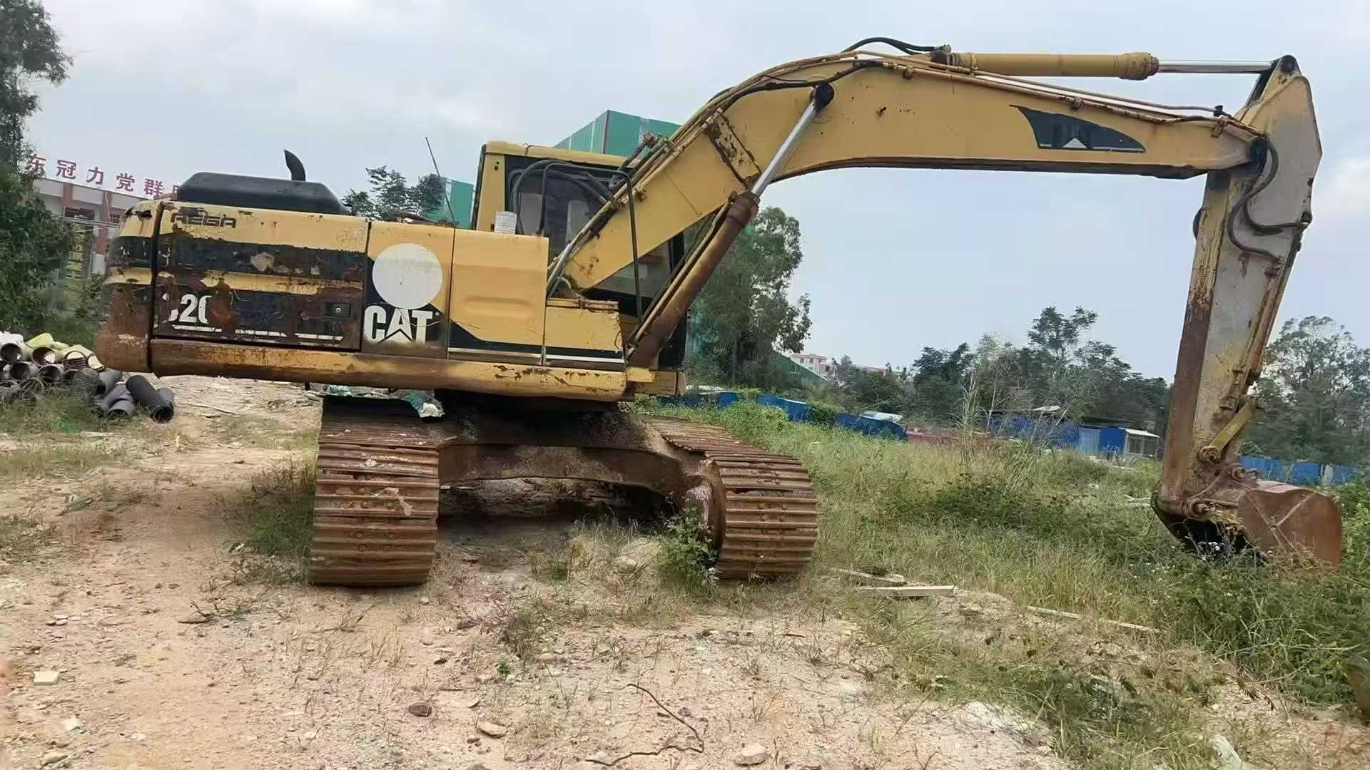 Used Caterpillar 320V2 Excavator 2016 Model