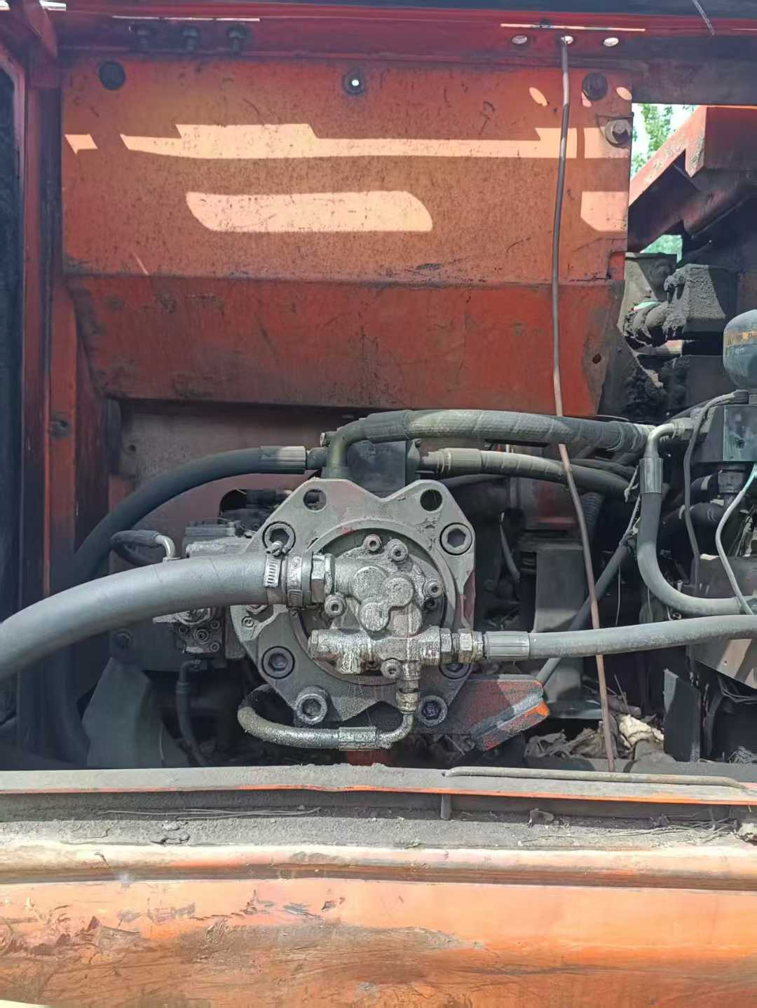 Used Doosan DH220 Excavator 2016 Model / 2