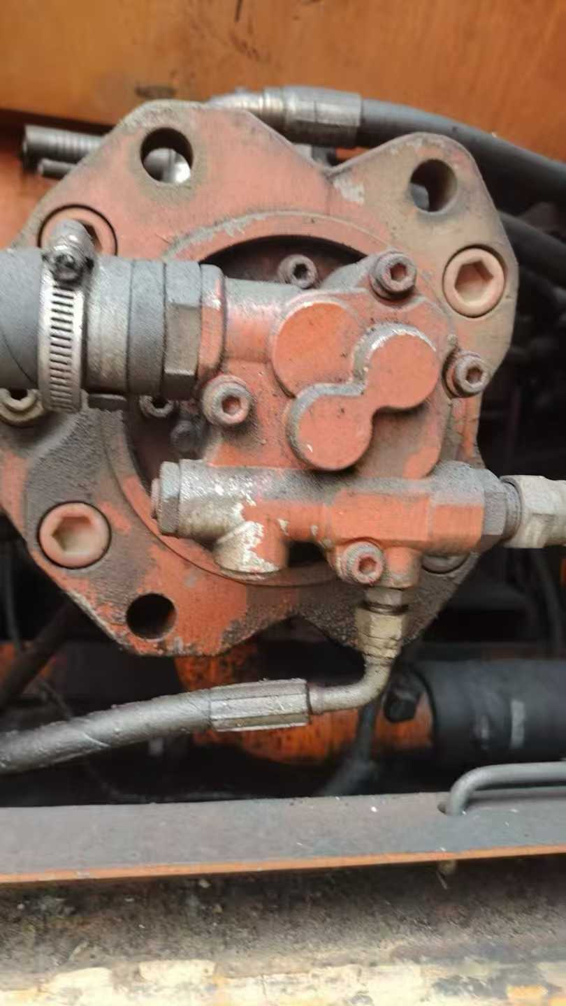 Used Doosan S225 Excavator 2016 Model / 3