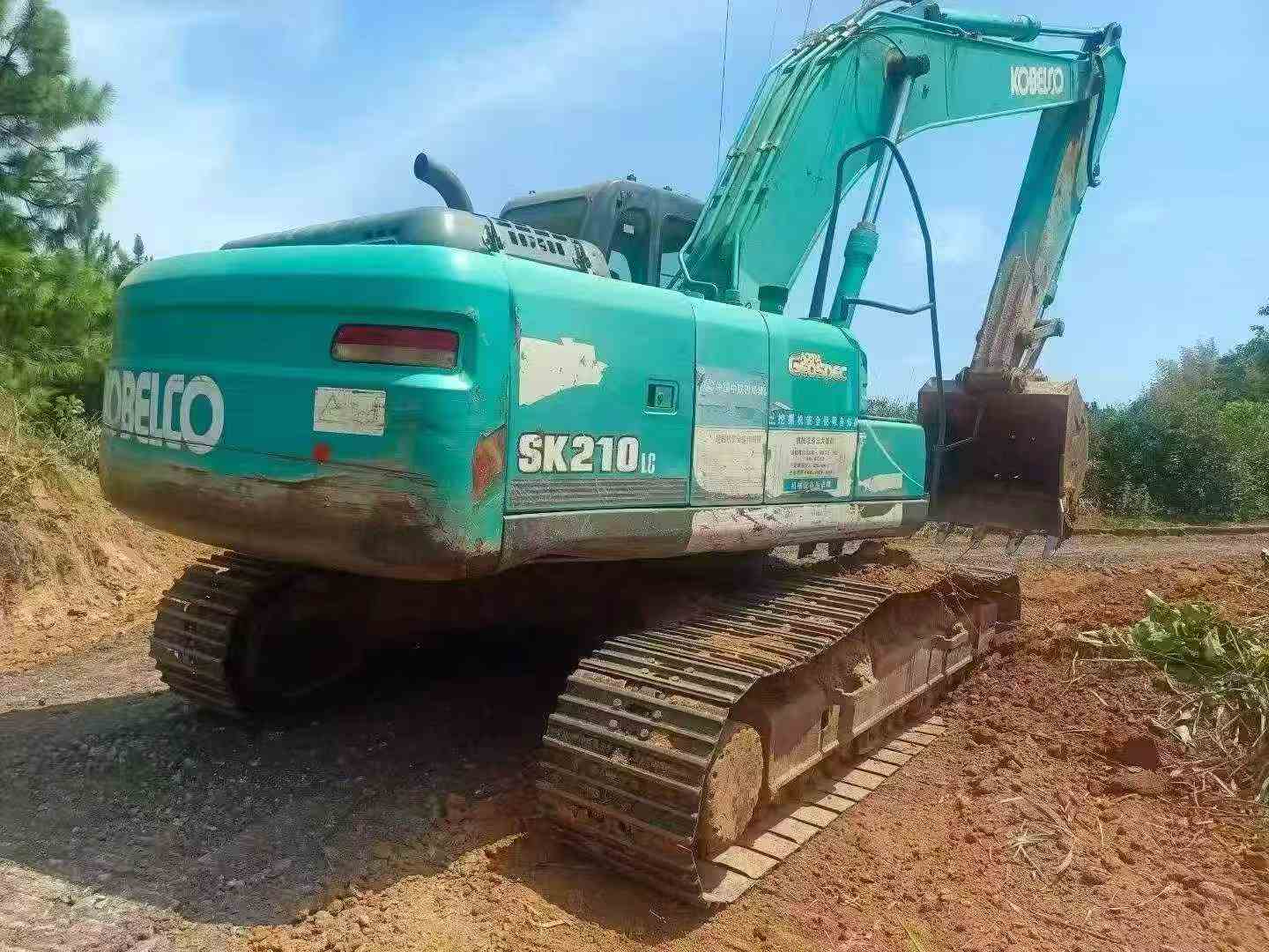 Used Kobelco SK210 Excavator 2015 Model / 2