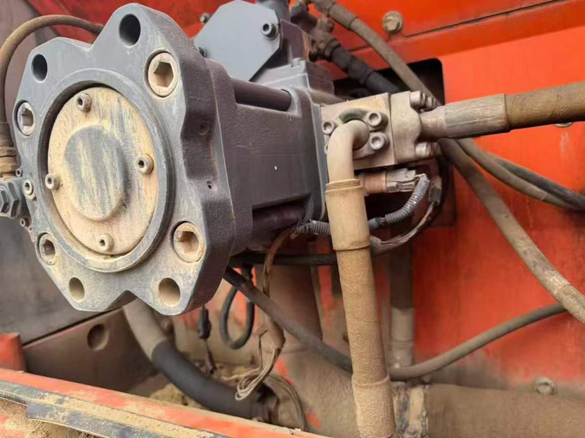 Used Doosan S225 Excavator 2013 Model / 2