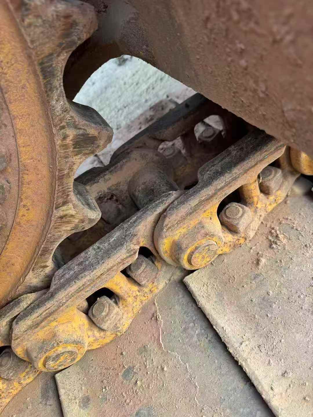 Used Hyundai R215-7C Excavator 2014 Model / 4