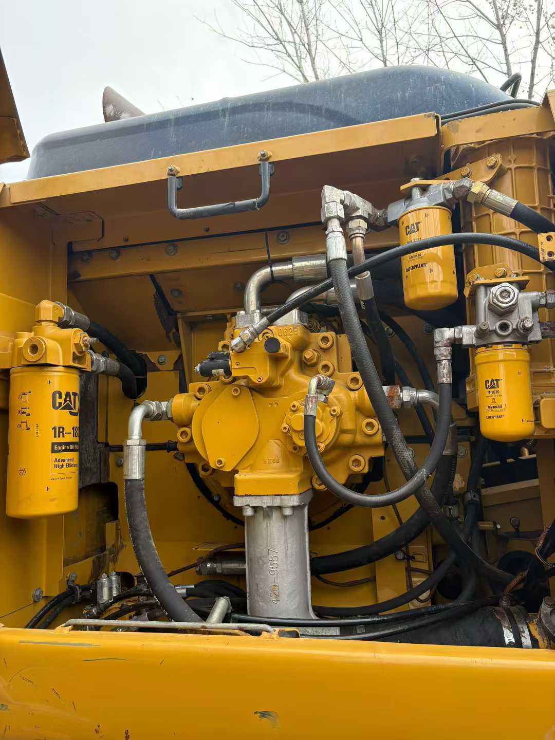 Used Caterpillar 980L Excavator 2016 Model / 6