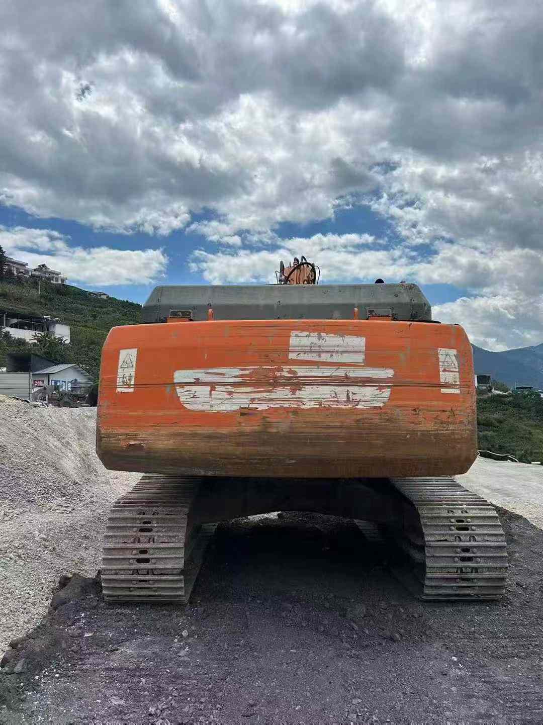 Used Doosan S225 Excavator 2015 Model / 2