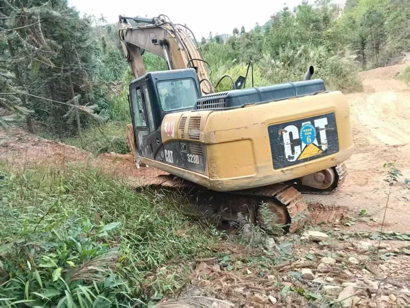 Used Caterpillar 323DL Excavator 2012 Model