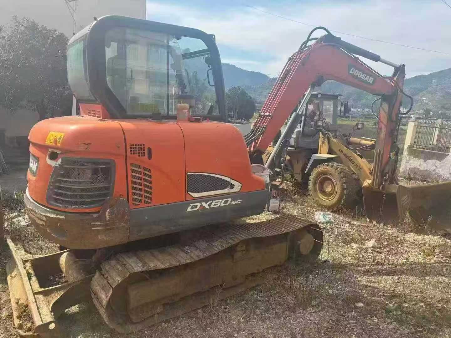 Used Doosan DH55 Excavator 2019 Model / 6