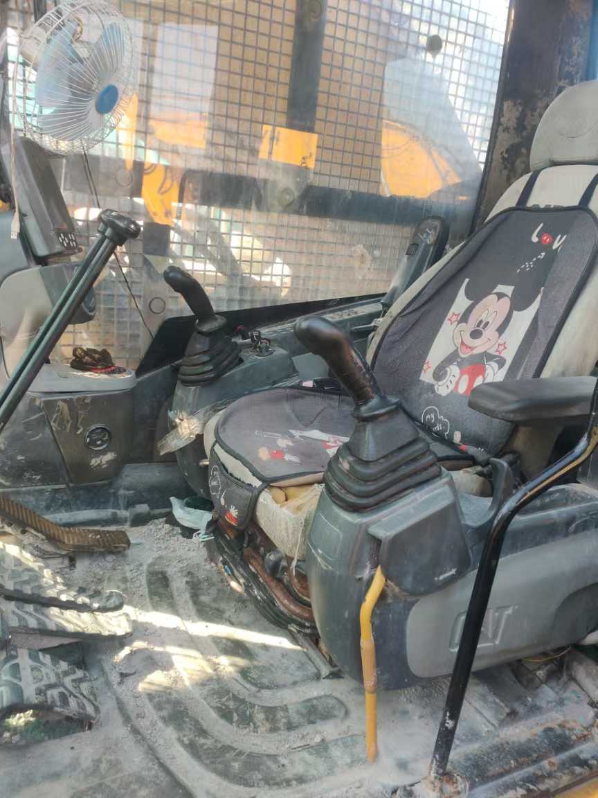 Used Caterpillar CT20 Excavator 2016 Model / 4