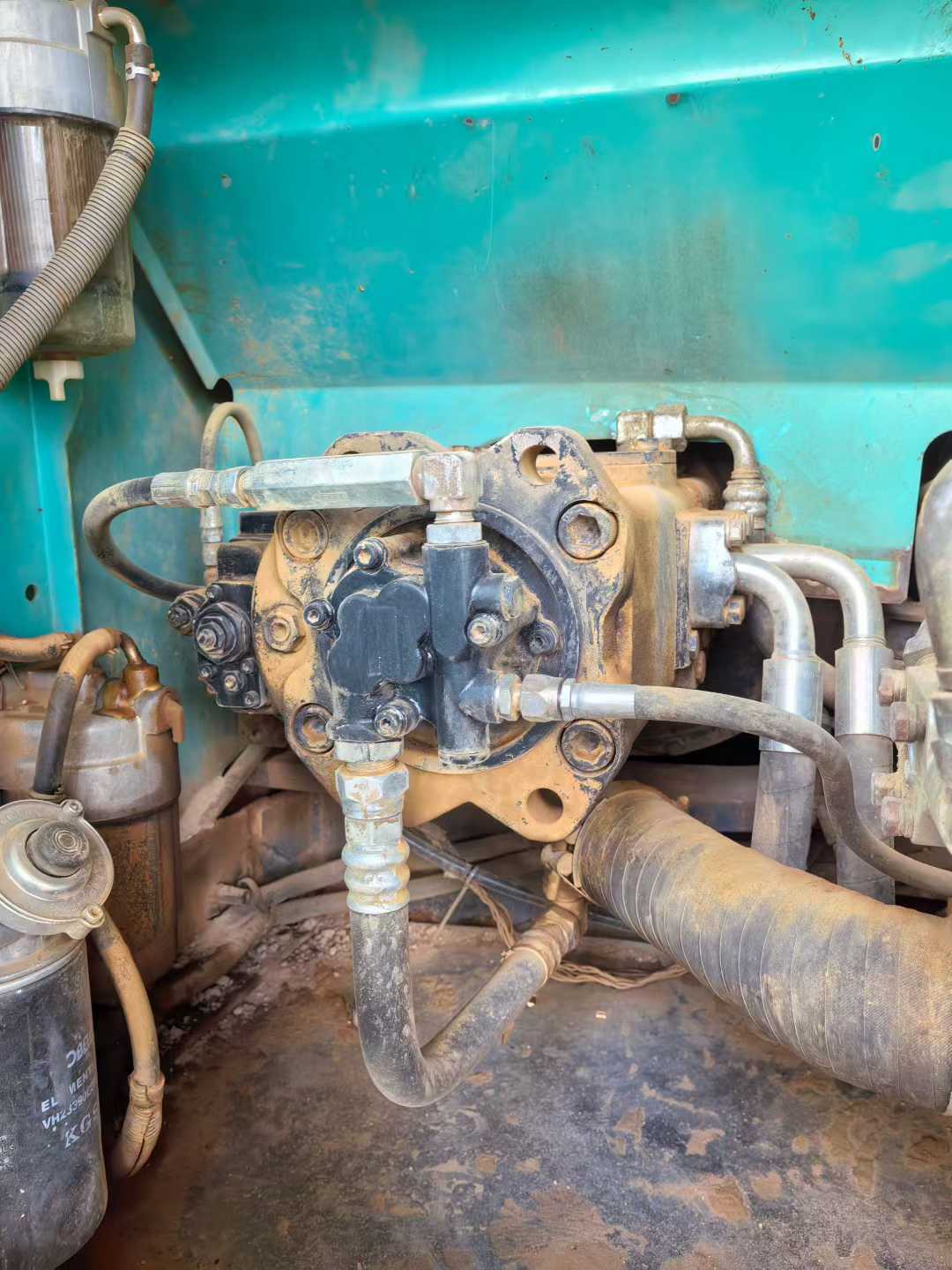 Used Kobelco SK210 Excavator 2014 Model / 7