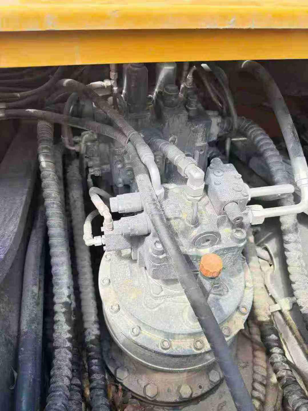 Used XCMG XE370D Excavator 2021 Model / 8