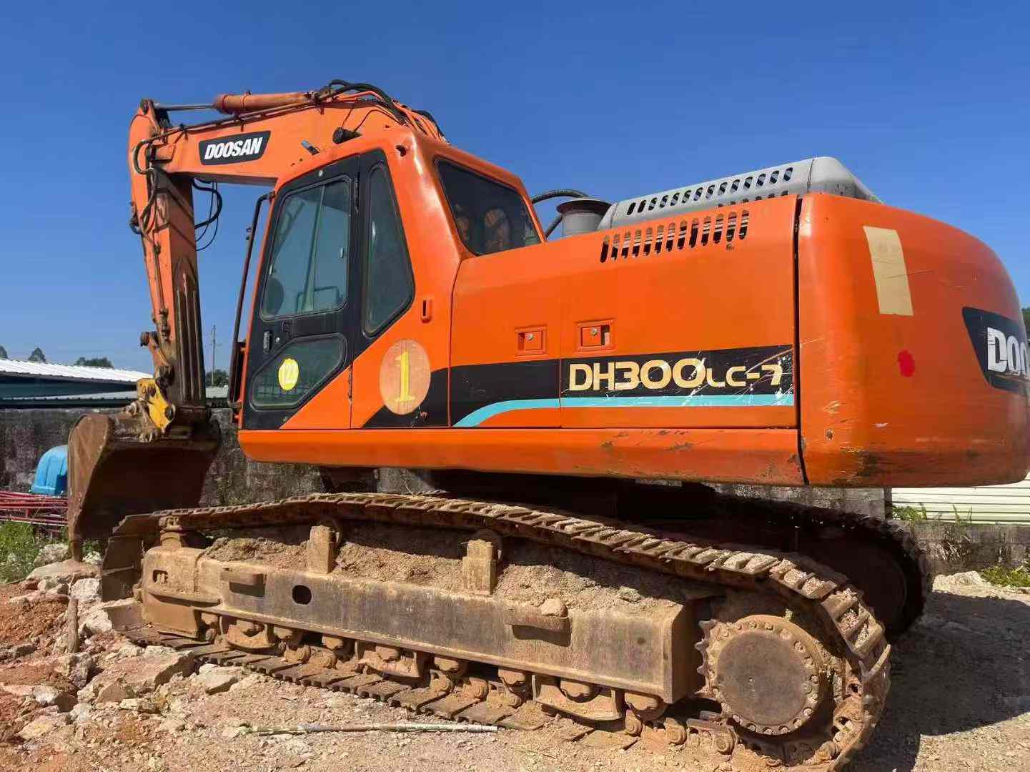 Used Doosan S225 Excavator 2016 Model / 2