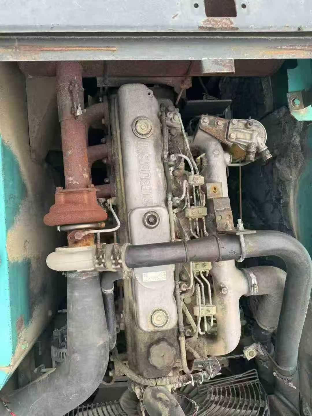 Used Kobelco SK250-6E Excavator 2016 Model / 4