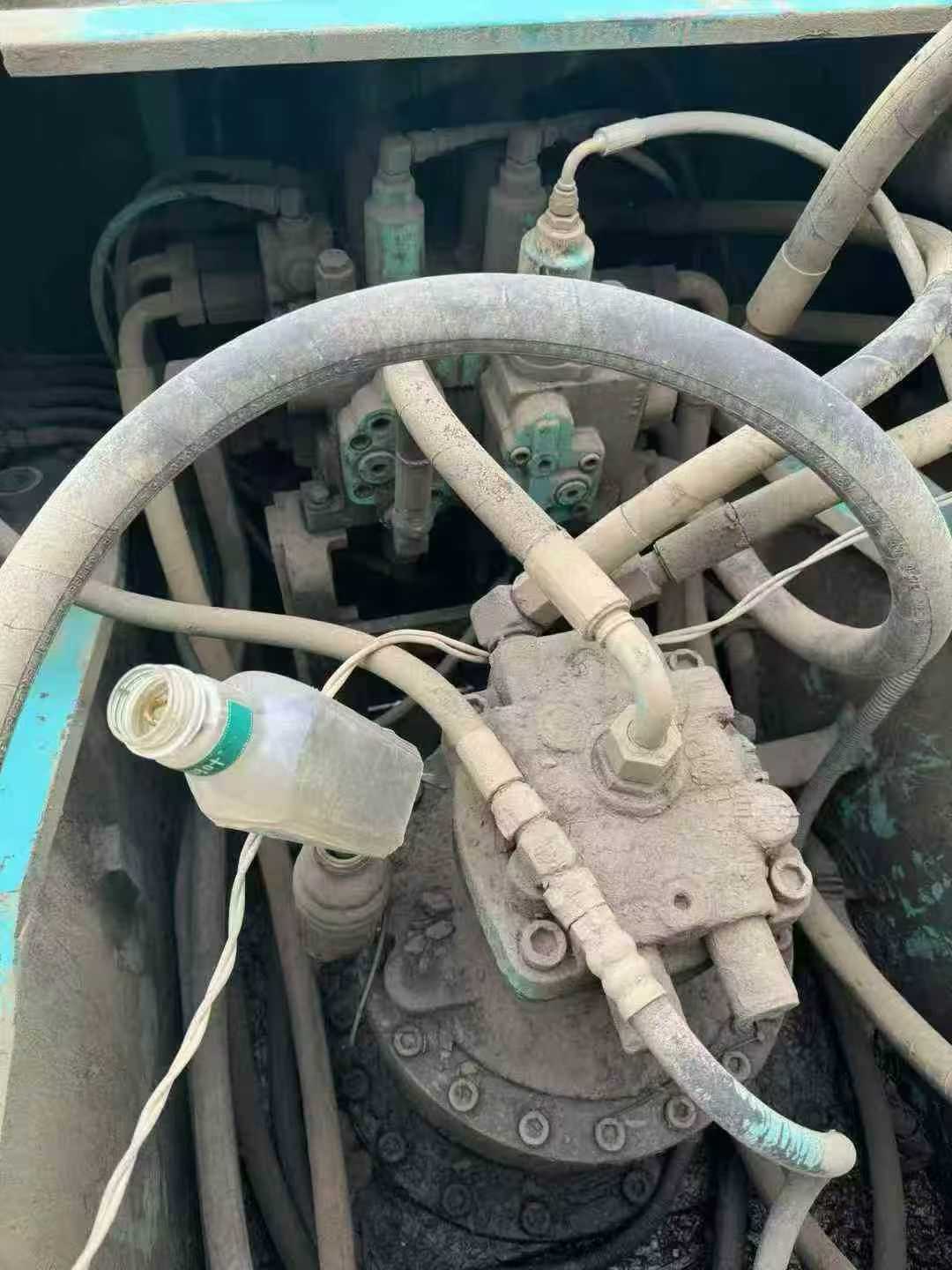 Used Kobelco SK250-6E Excavator 2016 Model / 6