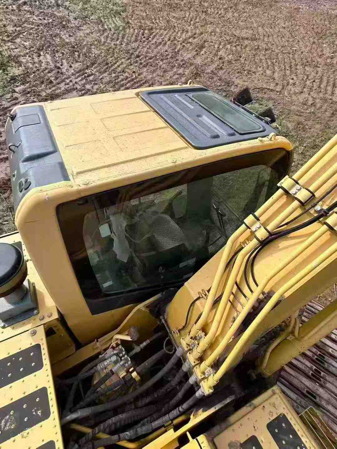 Used Komatsu PC200-8 Excavator 2018 Model / 7