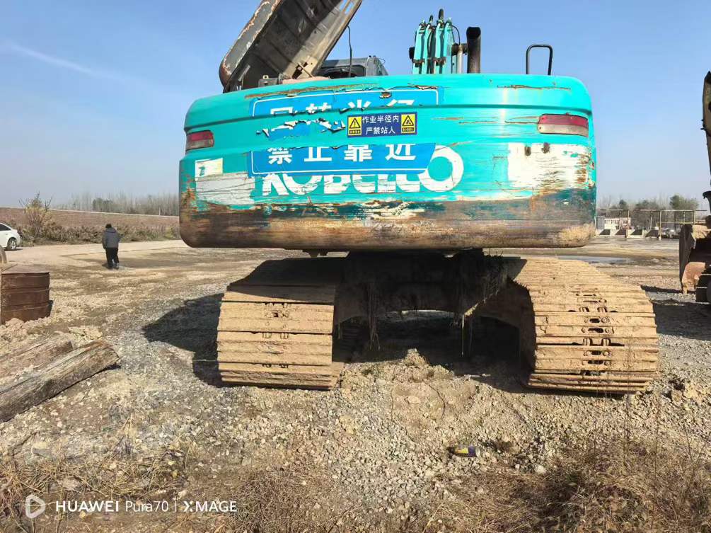 Used Kobelco SK200-8 Excavator 2016 Model / 2